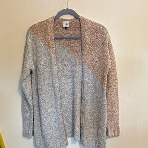 CAbi tilt color block Mom line sweater Gray and Tan Open Front Cardigan